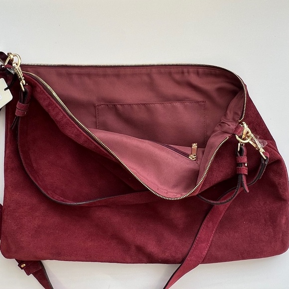 NWT - Suede Hobo Burgundy Slouchy Messenger Shoulder/Crossbody Bag Made in Italy - Picture 9 of 10